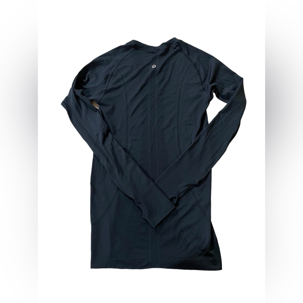 Lululemon Swiftly Tech Long-Sleeve Shirt Navy Blue - Picture 2 of 3